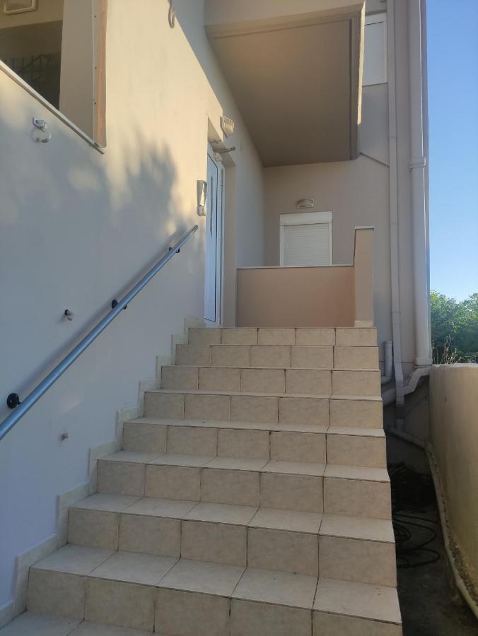 Οικογενειακό Διαμέρισμα Στα Χανια Με Θέα Chania  Exterior foto